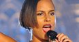 Alicia Keys performs live in a church for MTV