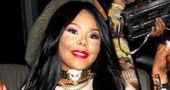 Lil Kim Trends On Twitter After Debuting Dramatic New Look On Music ...