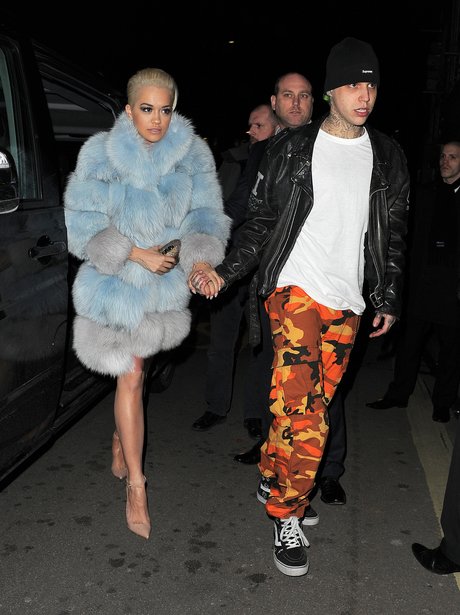 Rita Ora wraps up in a beautiful faux-fux with Ricky Hillfiger - This ...
